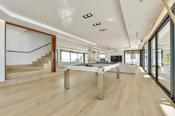 Casa independiente en calle Suecia, 413