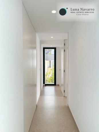 Casa independiente en calle Cornisa