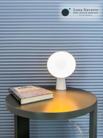 Casa independiente en calle Cornisa