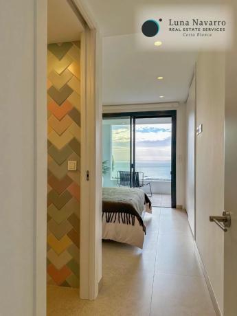 Casa independiente en calle Cornisa