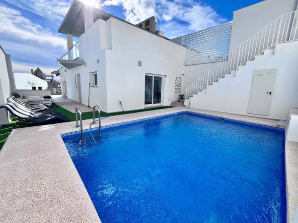 Casa independiente en ronda de la Marina, 14