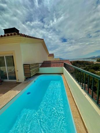 Dúplex en calle Velero s/n