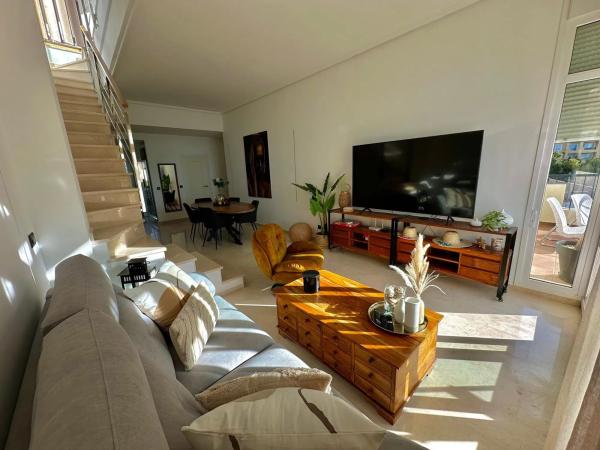 Dúplex en calle Velero s/n