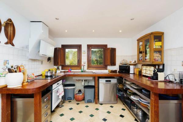 Casa independiente en calle Chambele