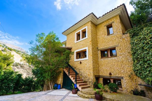 Casa independiente en calle Chambele