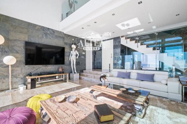 Casa independiente en calle Irlanda del Norte s/n