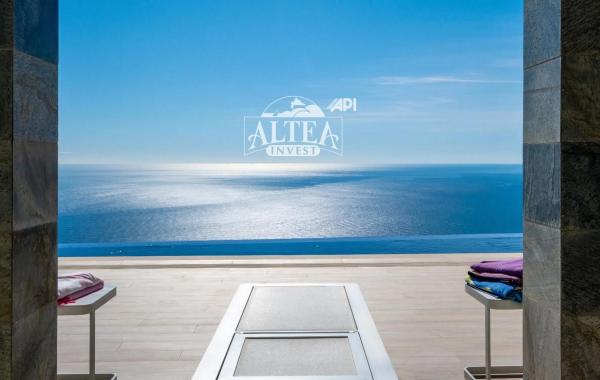 Casa independiente en calle Irlanda del Norte s/n