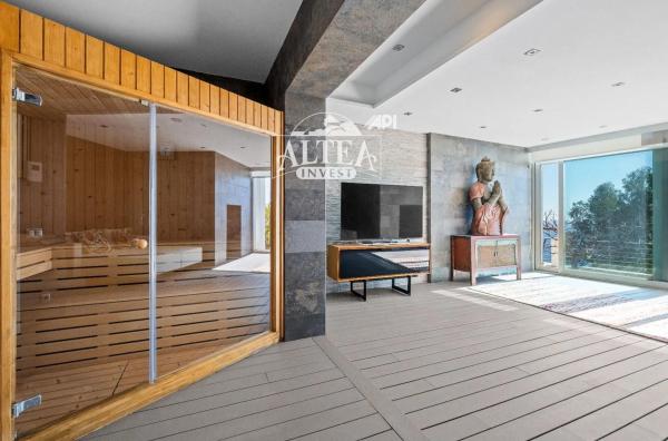 Casa independiente en calle Irlanda del Norte s/n