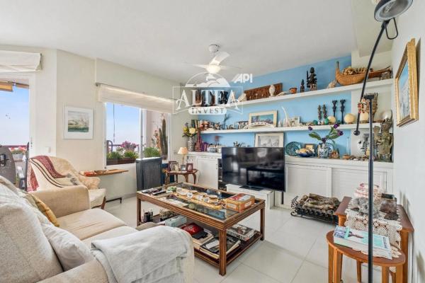 Piso en calle Conde de Altea