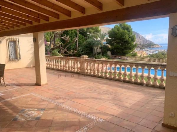 Casa independiente en calle Mirador