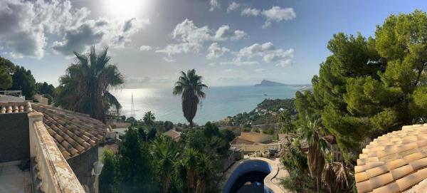 Casa independiente en avenida Europa