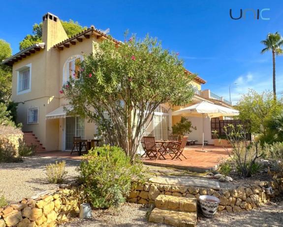 Casa independiente en calle Houffalize