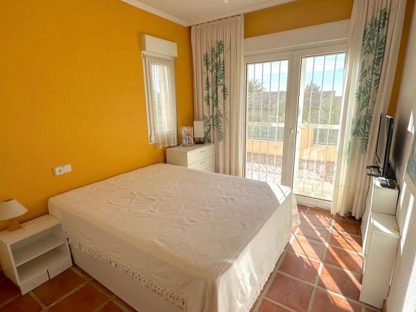 Casa independiente en calle Houffalize