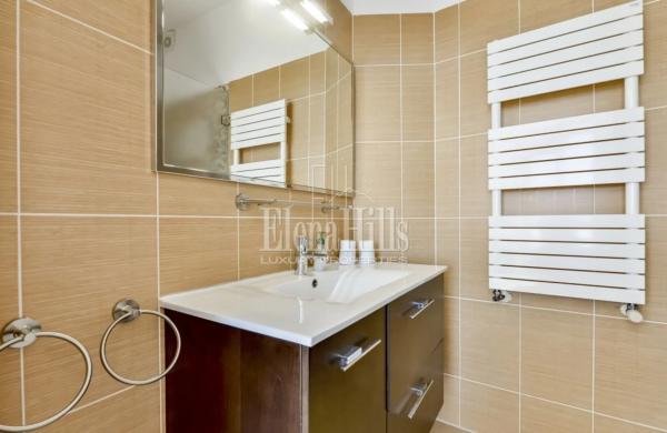 Casa independiente en calle Principal de la Serra