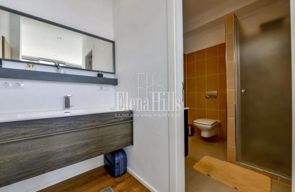 Casa independiente en calle Principal de la Serra