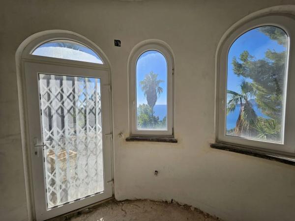 Casa independiente en calle Italia