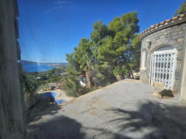 Casa independiente en calle Italia