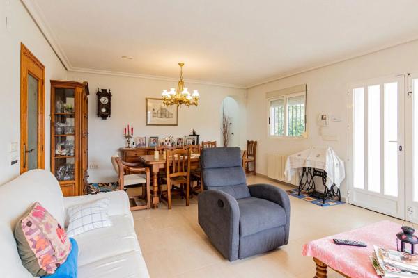 Casa independiente en Partida el Planet