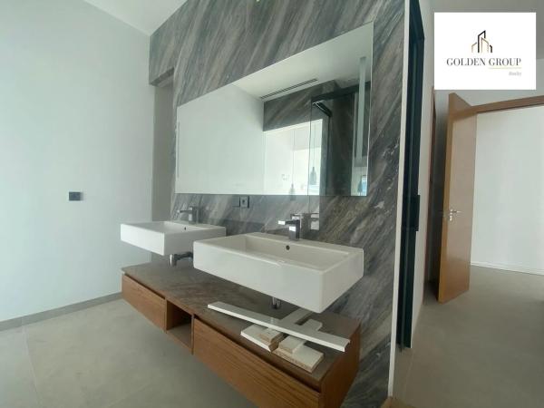 Casa independiente en calle Inglaterra