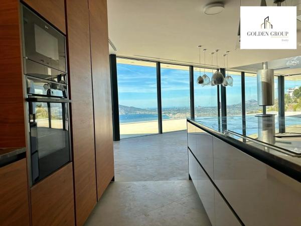 Casa independiente en calle Inglaterra