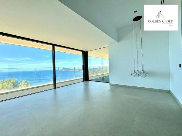 Casa independiente en calle Inglaterra