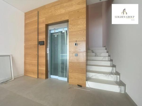 Casa independiente en calle Inglaterra