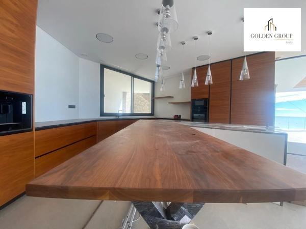 Casa independiente en calle Inglaterra