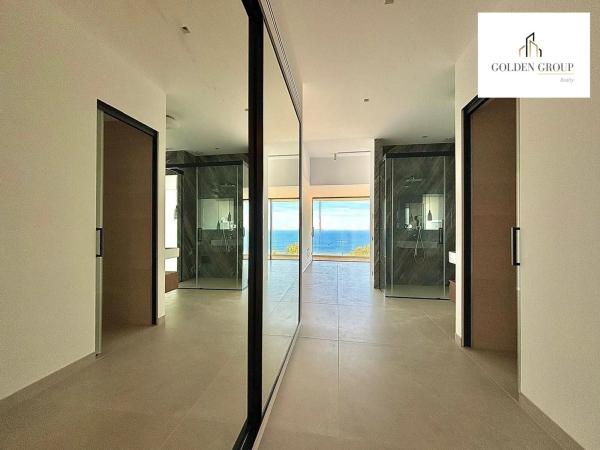 Casa independiente en calle Inglaterra