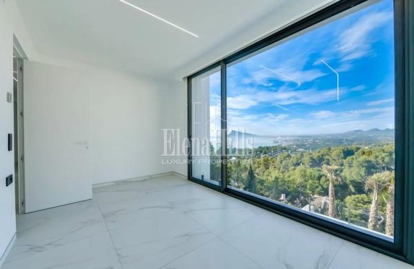 Casa independiente en calle Italia