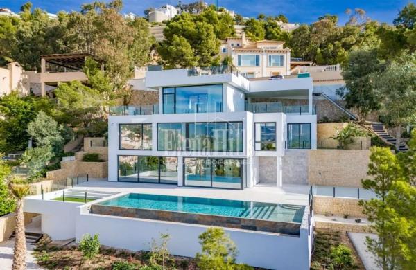 Casa independiente en calle Italia