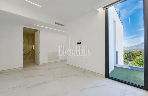 Casa independiente en calle Italia