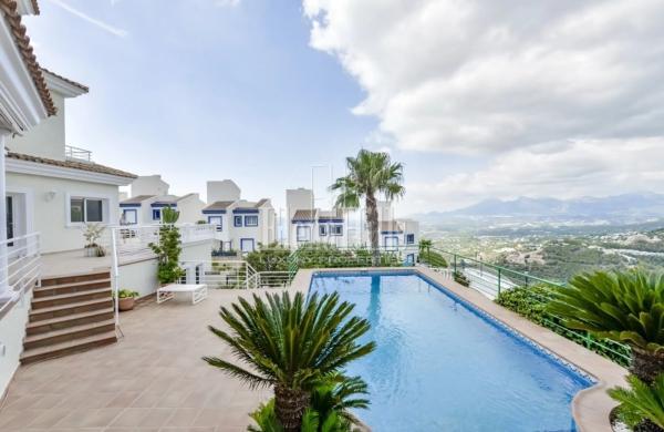 Casa independiente en calle Irlanda del Norte