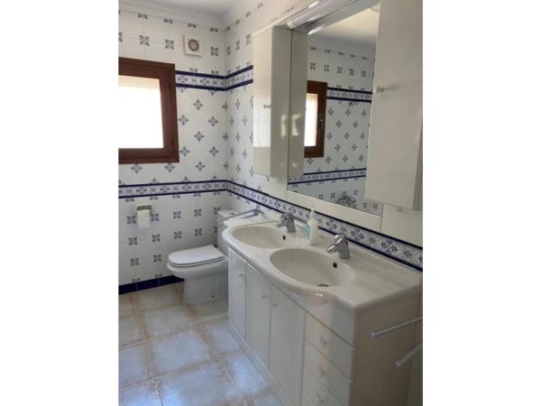 Casa independiente en Urbanización Canuta