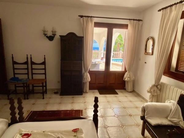 Casa independiente en Urbanización Canuta