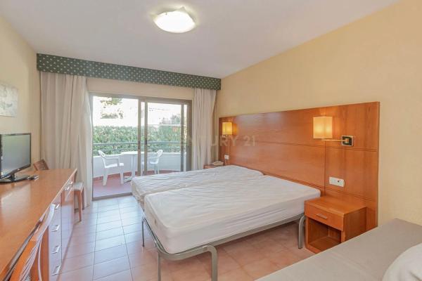 Estudio en Urbanización Caleta, 28 a