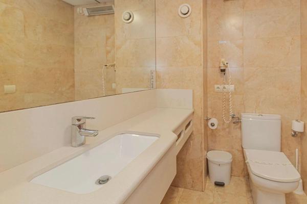 Estudio en Urbanización Caleta, 28 a