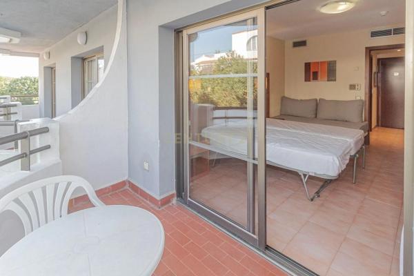 Estudio en Urbanización Caleta, 28 a