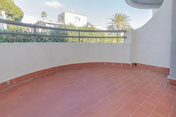 Estudio en Urbanización Caleta, 28 a