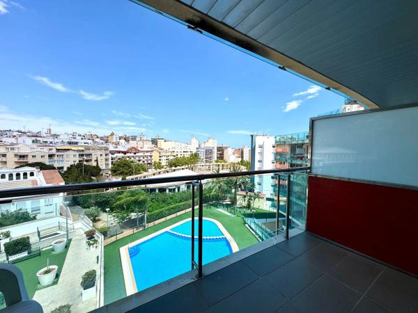 Piso en calle Jose María Ruiz Pérez-Aguila, 1