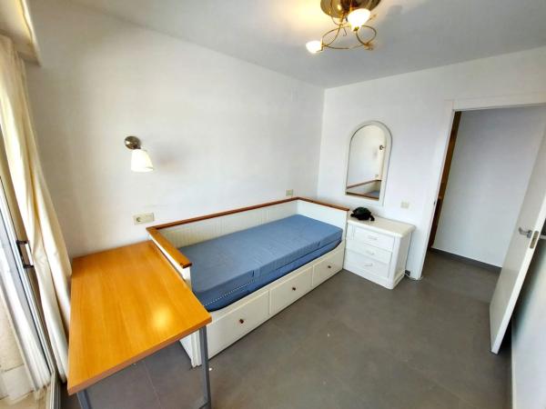 Dúplex en avenida Rosa de los Vientos