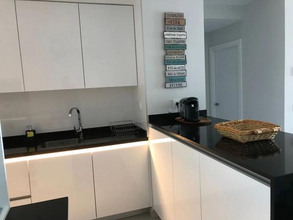 Piso en calle Estonia, 4