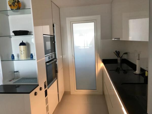 Piso en calle Estonia, 4