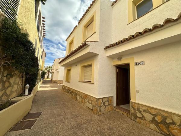 Chalet adosado en Partida Tosal de la Cometa