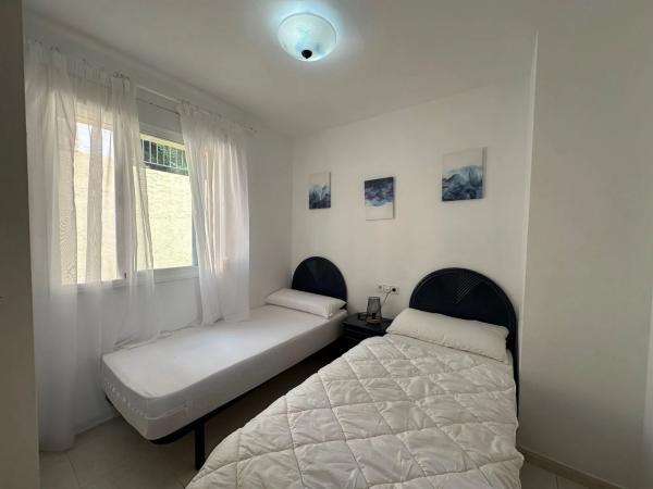 Chalet adosado en Partida Tosal de la Cometa