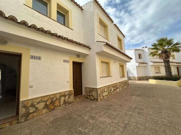 Chalet adosado en Partida Tosal de la Cometa