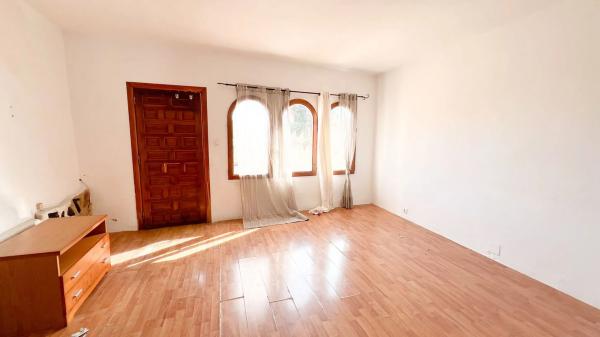 Casa independiente en Los Almendros, 12 a