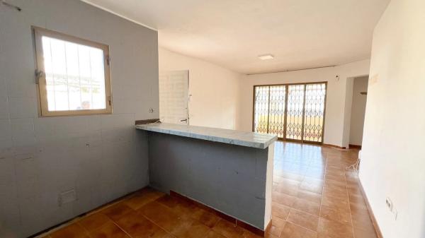 Casa independiente en Los Almendros, 12 a