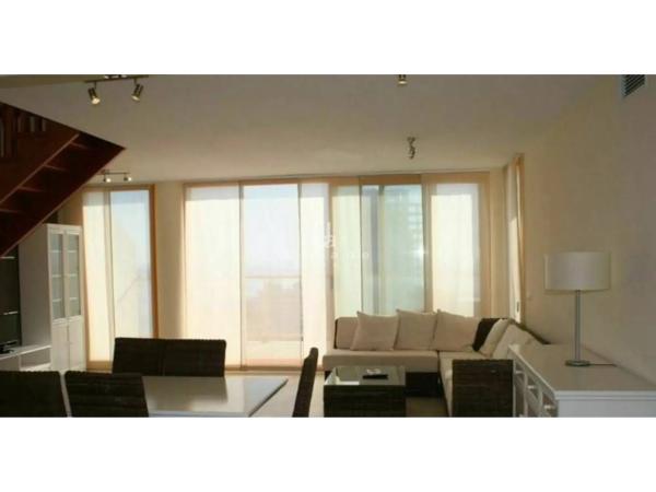 Ático en avenida Juan Carlos i