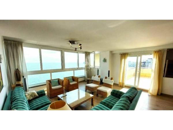 Ático en avenida Juan Carlos i