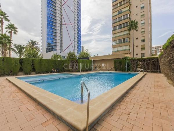 Piso en avenida Europa, 1